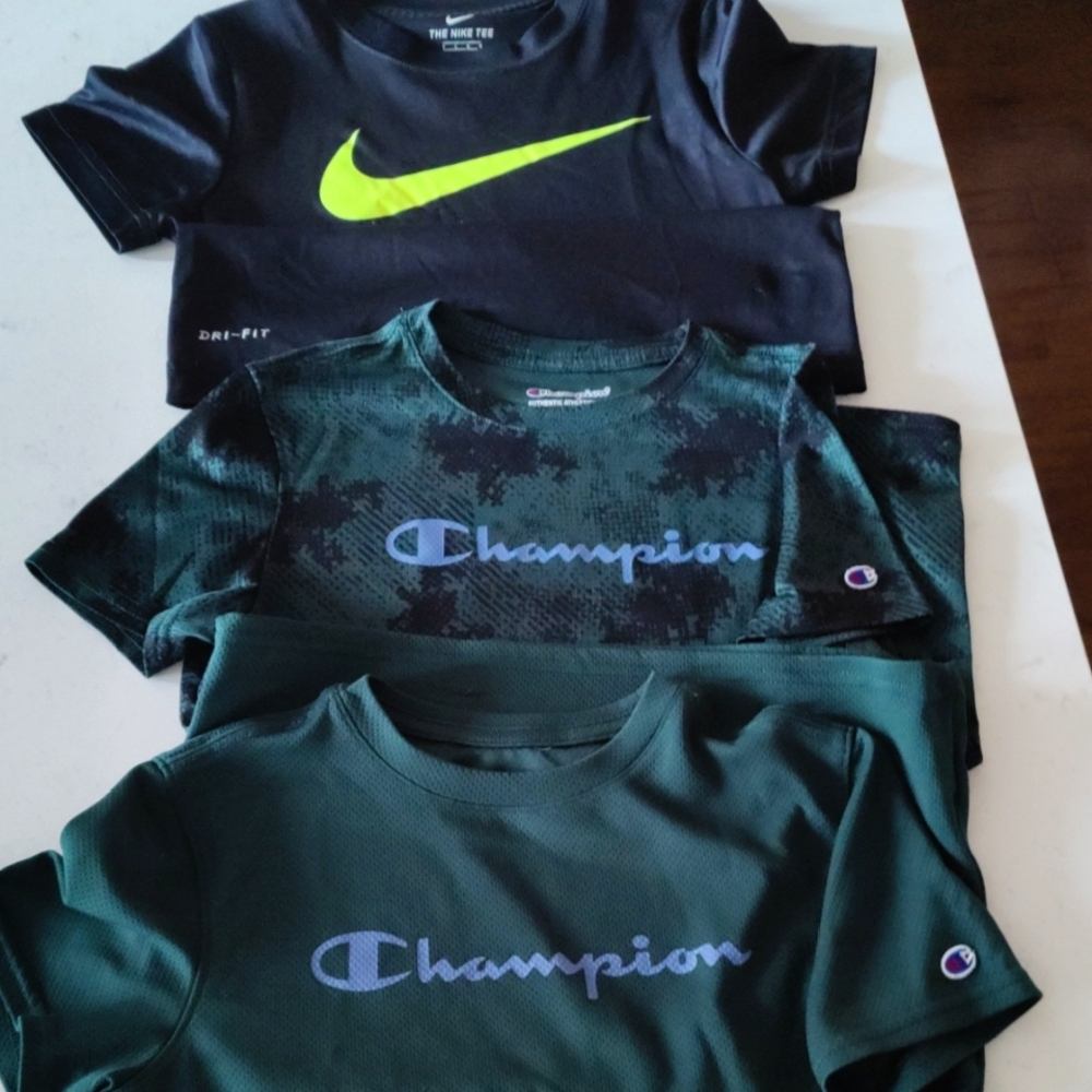 Nike & Champion Kids Logo Tees Black And Dark Green Size 7/8 (3qty)